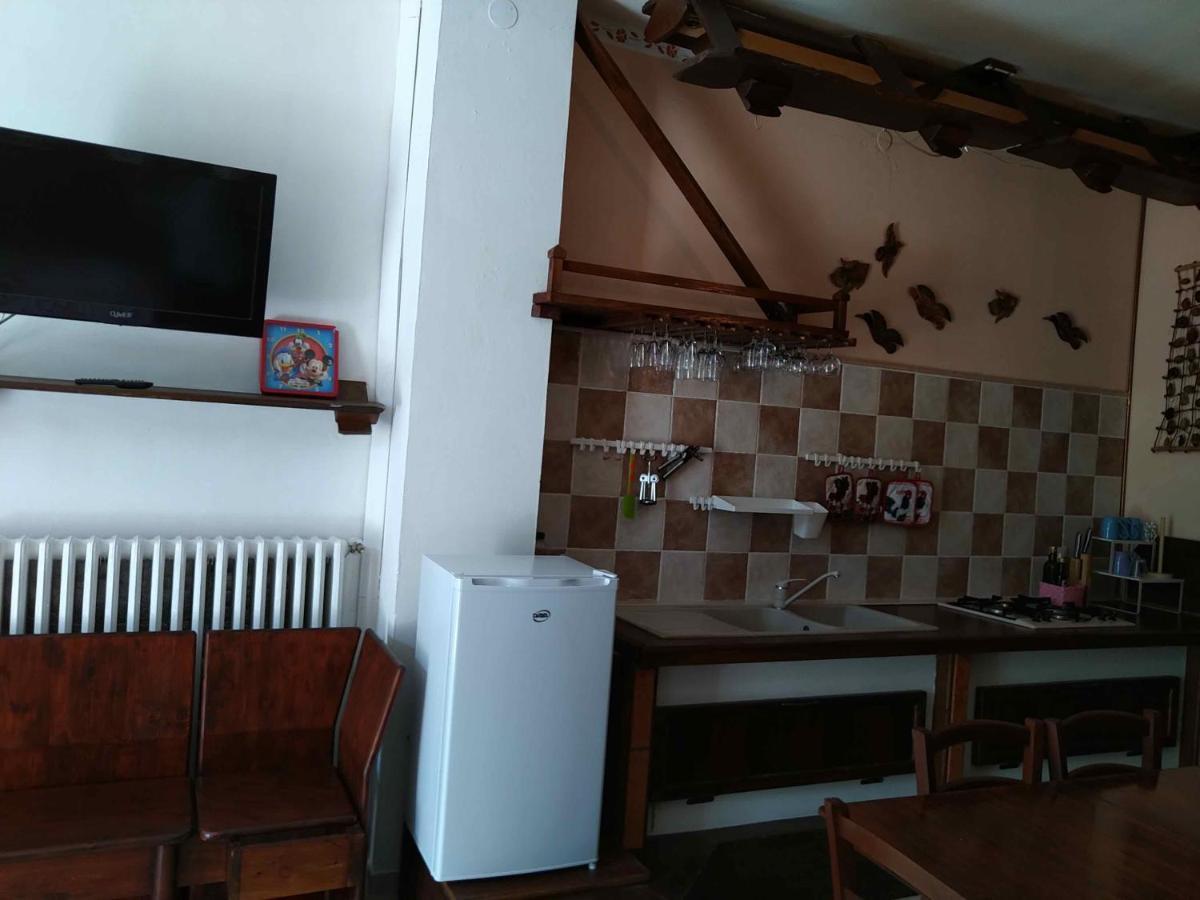 Agriturismo Ca' Isotta Castello di Serravalle エクステリア 写真