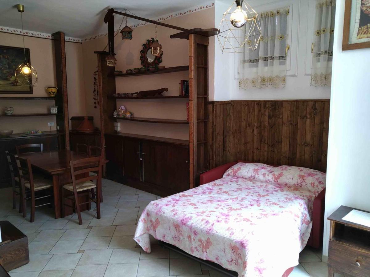 Agriturismo Ca' Isotta Castello di Serravalle エクステリア 写真