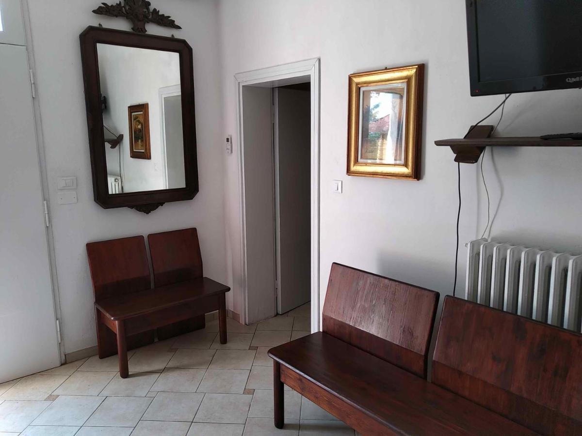 Agriturismo Ca' Isotta Castello di Serravalle エクステリア 写真